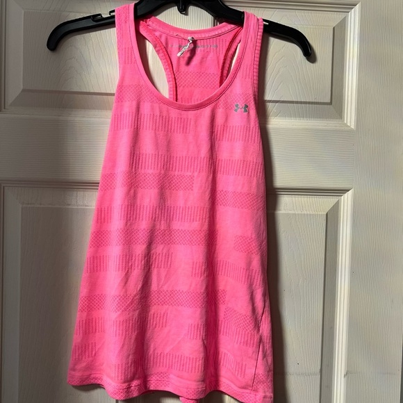 🔥3 for $25🔥 EUC- HOT PINK UNDER ARMOUR THREADBOURNE ATHLETIC TANK TOP SZ XS - Picture 1 of 3